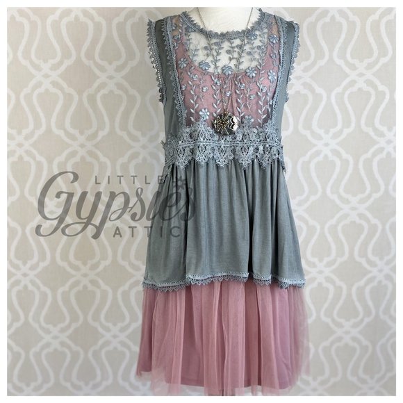 POL Windowpane Feminine Tunic Top - Picture 3 of 13